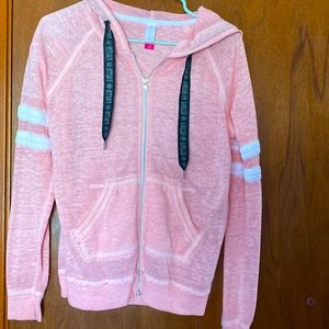 53% cotton/algodon 47% polyester  , made in china and size is 7-9